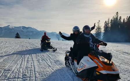 Cracovie : Visite d'une jounée à Cracovie : motoneige et bains thermaux de Zakopane