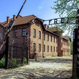 Depuis Cracovie : excursion à Auschwitz Birkenau avec visite du ghetto