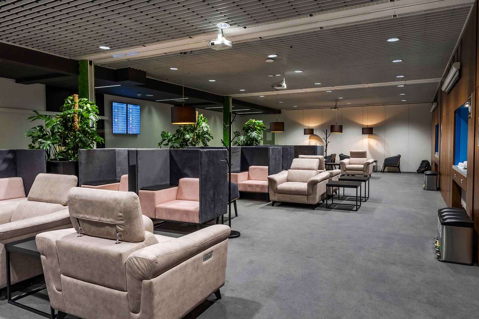 Salon Business de l'aéroport KRK Jean Paul II de Cracovie-Balice