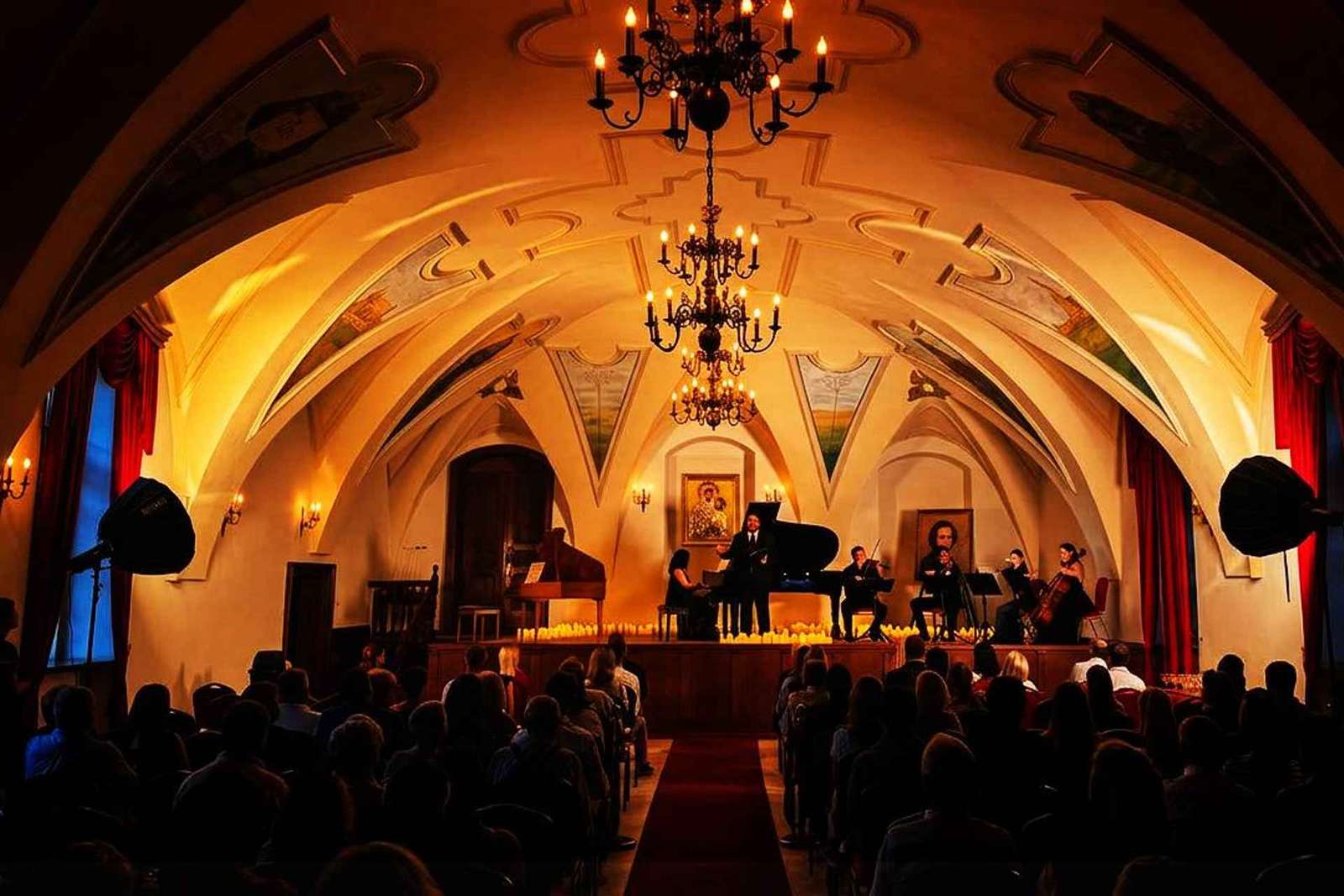 Cracovie : concert Queen en direct à la lueur des bougies