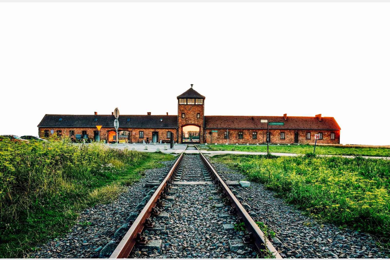 Au départ de Cracovie : Visite d'Auschwitz-Birkenau et de l'usine de Schindler