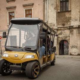 Cracovie : Visite touristique de la ville en voiturette de golf partagée ou privée