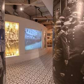 Au départ de Cracovie : Visite d'Auschwitz-Birkenau et de l'usine de Schindler