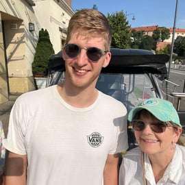 Cracovie : visite guidée de la ville en voiturette de golf avec prise en charge à l'hôtel