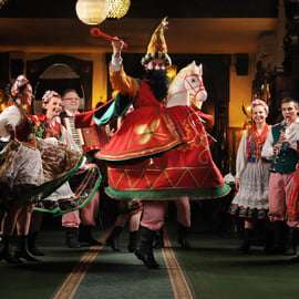 Cracovie : spectacle de danse folklorique polonaise au Café Jama Michalika
