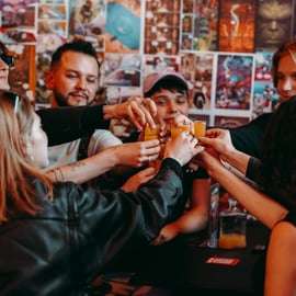 Cracovie : tournée des bars en journée avec 1 heure de open bar et karaoké