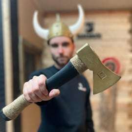 Cracovie : Le lancer de haches
