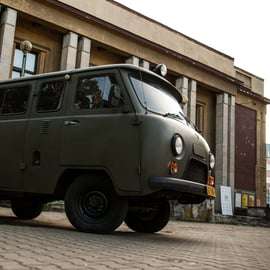 Cracovie : visite guidée de Nowa Huta en voiture d'époque