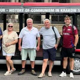 Cracovie : visite communiste de la ville, Nowa Huta E, voiturette de golf