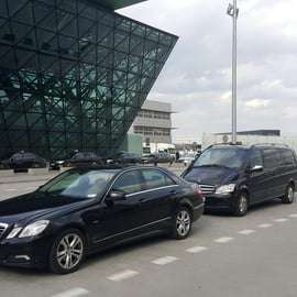 Cracovie : Transfert privé de/à l'aéroport de Cracovie (KRK)