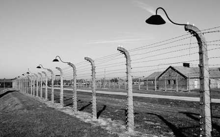 Depuis Cracovie : visite guidée d'Auschwitz-Birkenau et prise en charge à l'hôtel