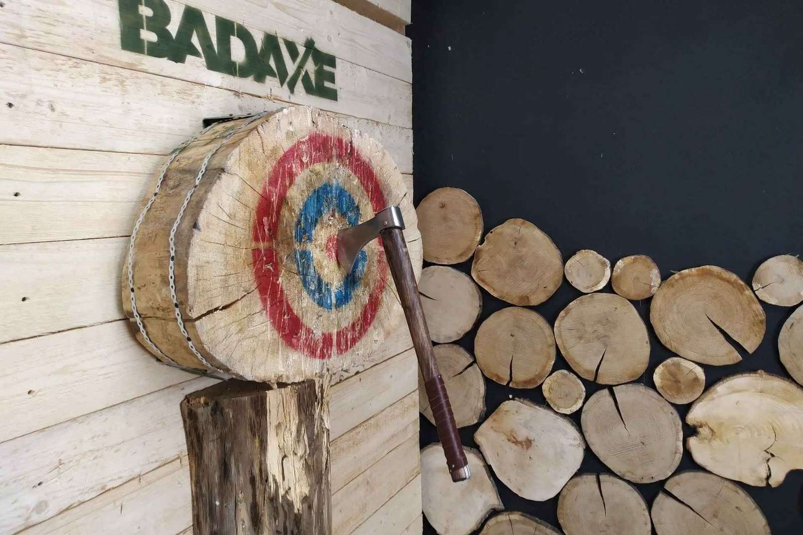 Cracovie : Le lancer de haches