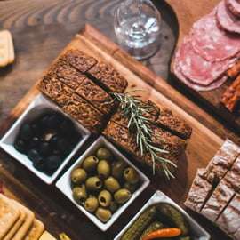 Cracovie : Visite guidée de la Vodka avec dégustation de mets et de boissons