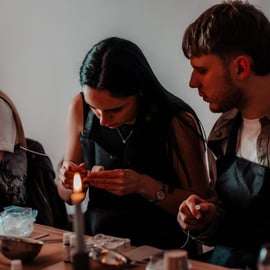 Cracovie : atelier création de bougie avec vin et musique