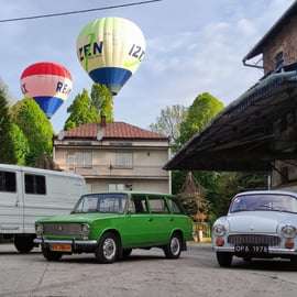 Cracovie : visite guidée de Nowa Huta en voiture d'époque